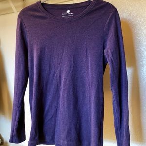 🌟Banana Republic Women’s long-sleeve crew-neck tee shirt